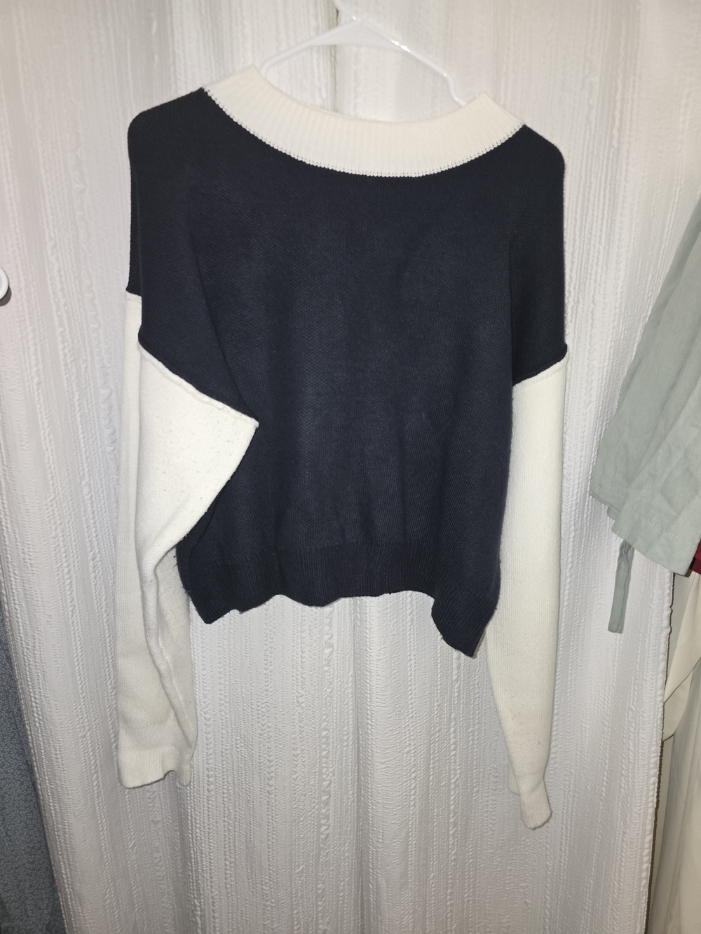 Wishlist Womens M/L Colorblock Crewneck Sweater